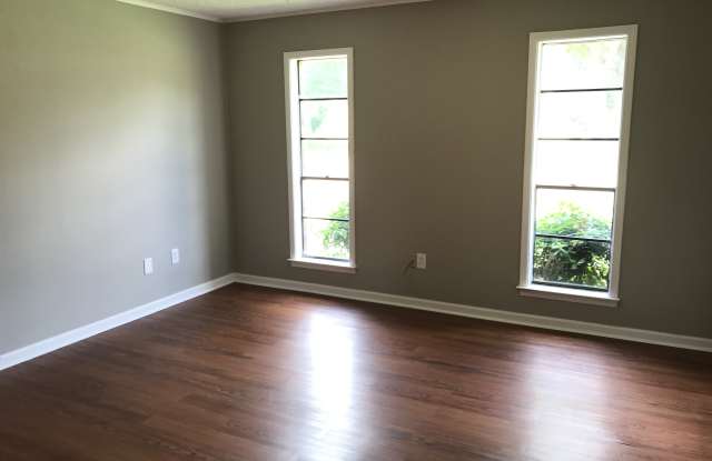 6873 Pecanhill Dr Gallery 3