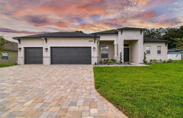 5054 SIESTA Place Gallery 1
