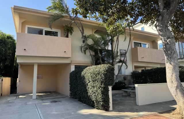 1817 Beloit Ave photos photos