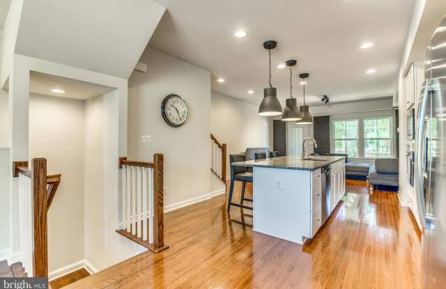 9251 WOOD VIOLET COURT Gallery 4