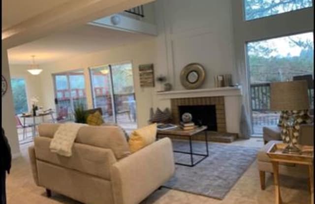 1547 Buckeye Ct - 1547 Buckeye Court, Pinole, CA 94564