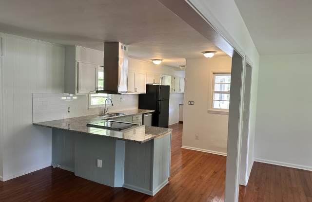 1240 Longview Drive photos photos