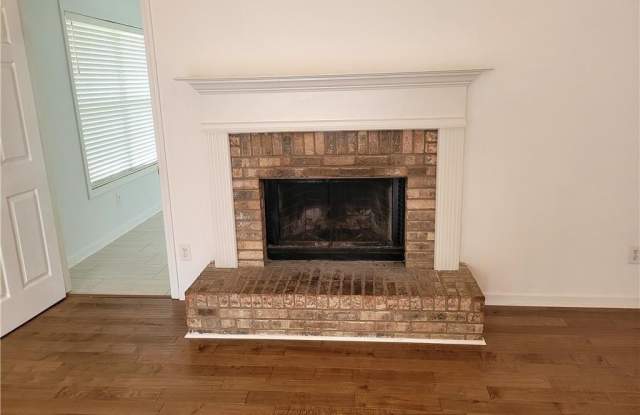 2360 Pettit Drive Gallery 4