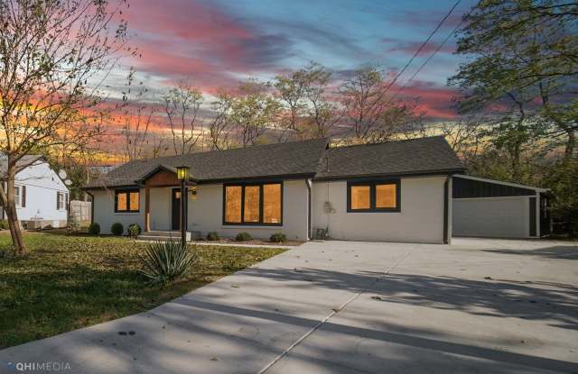 66 Mionske Drive Gallery 2