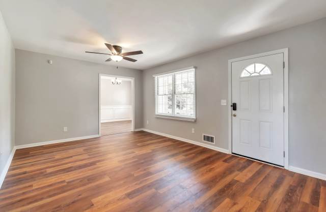 4325 Keenan Court Northeast Gallery 3