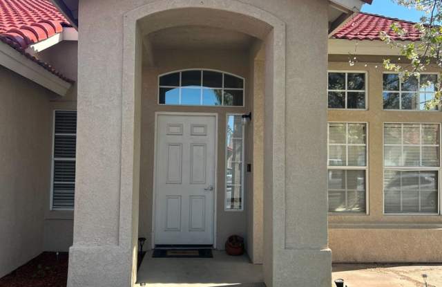 Coming Soon! Gorgeous NW 4 Bedroom 2 Bath Home! Gallery 3