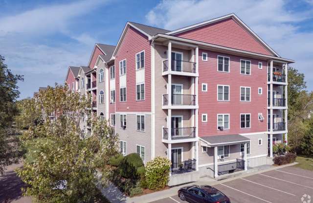 Quarry Hill photos photos