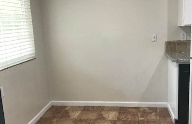 948 WELDWOOD CT #2 Gallery 4