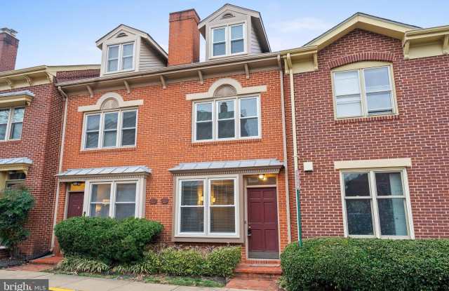 512 COLECROFT COURT photos photos