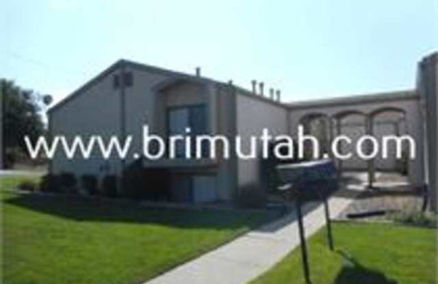 278 S. 100 E. photos photos