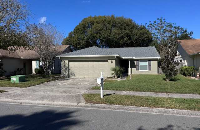 Comfortable 3/2 in Alafaya Woods, Oviedo - 1135 Covington Street, Oviedo, FL 32765