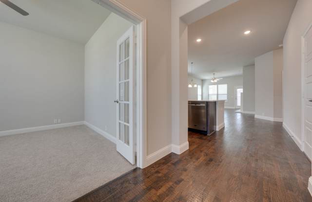 16417 Garden Drive Gallery 4