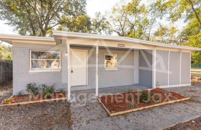 1586 West 36th Street photos photos