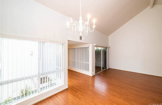 122 Sequoia Tree Ln Gallery 3