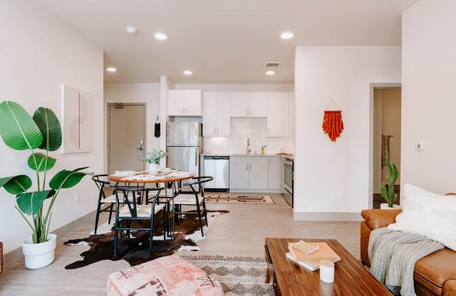 Vina Apartments - Affordable Housing Gallery 1