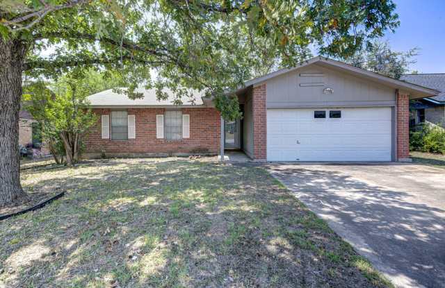 Beautifully Maintained Home in Lamplight Village photos photos