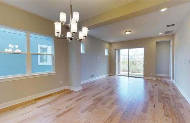 498 WINDY PINE WAY Gallery 2
