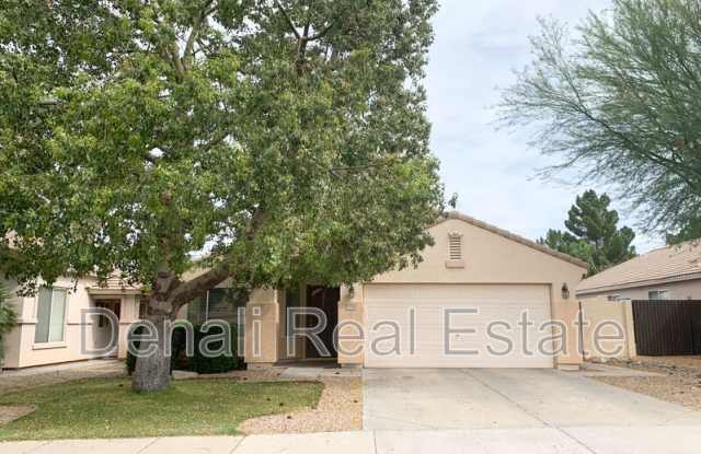 5758 E Garnet Avenue photos photos