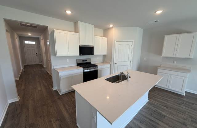 5449 Conifer Lane Gallery 4