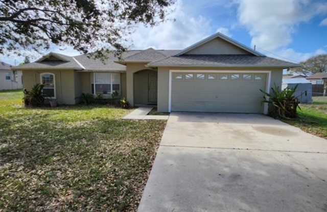 UPDATEED 3 BEDROOM 2 CAR GARAGE HOME WITH LARGE BACK YARD! photos photos
