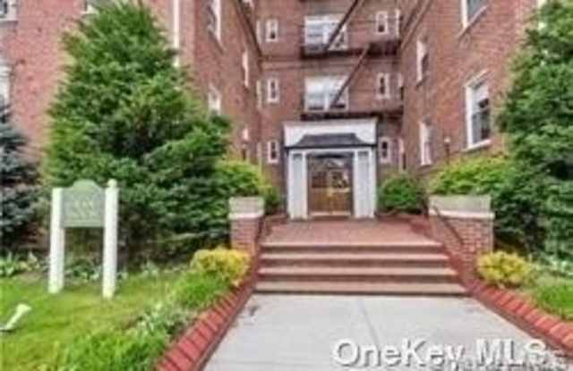 55 Grand Avenue photos photos