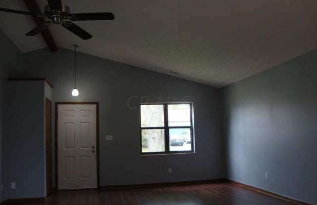 6036 Hildenboro Drive Gallery 2