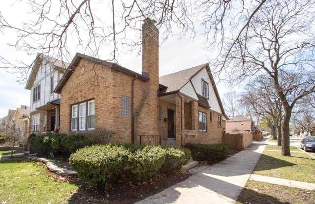 6656 North Oconto Avenue - 6656 North Oconto Avenue, Chicago, IL 60631