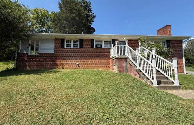 3 bedroom 2 bath brick ranch for rent in Bristol photos photos 3 bedroom 2 bath brick ranch for rent in Bristol photos photos