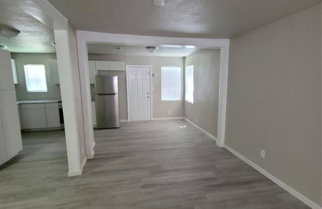 209 W Purdom Avenue photos photos
