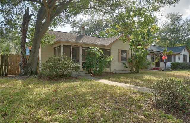 4544 1ST AVENUE N - 4544 1st Avenue North, St. Petersburg, FL 33713