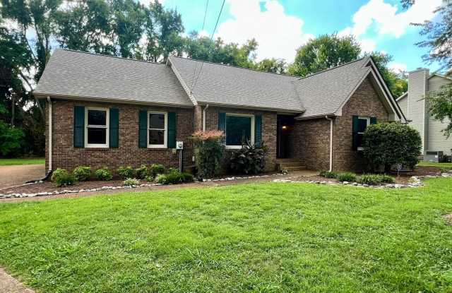 All Brick 3 Bed/2 Bath, Fenced Backyard, End of Cul-de-sac in North Murfreesboro photos photos