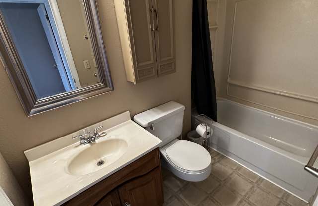 5133 North Shore Drive photos photos