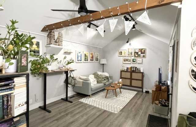 958 West 19th St. photos photos