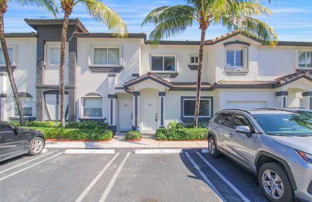2215 Southeast 25th Avenue photos photos