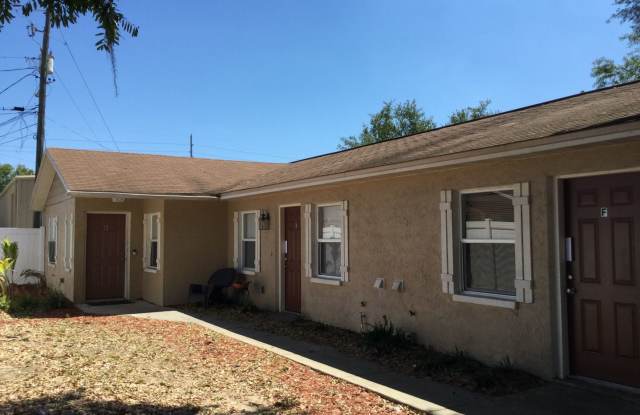 One Bedroom Apartment - 3028 Robert Avenue, Auburndale, FL 33823