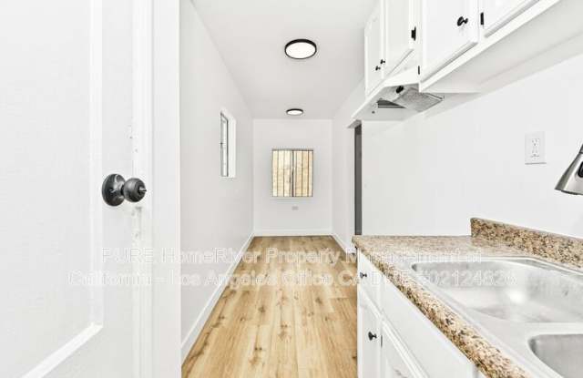 1135 E 67Th St. Gallery 3
