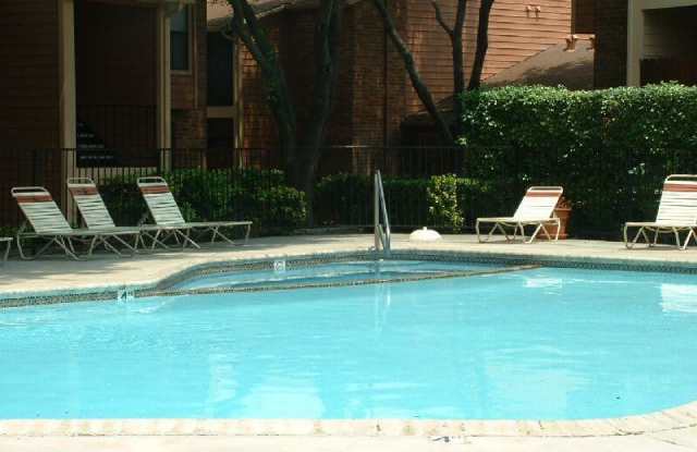 8801 Cinnamon Creek Dr Gallery 4