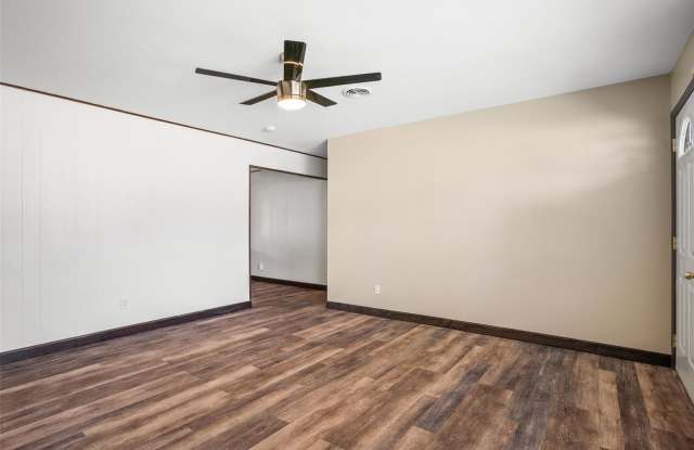 1520 Swallow Lane Gallery 4