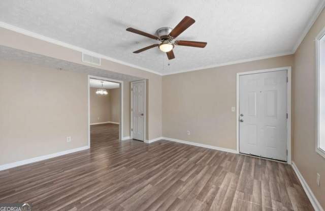 375 Winding River Drive Gallery 3