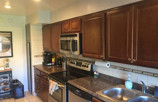 3692 North Monaco Parkway Gallery 2