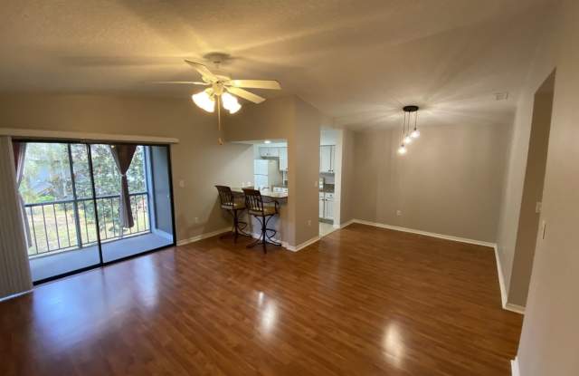 Spacious 2-Bedroom, 2-Bathroom Condo for Rent in Altamonte Springs, FL Gallery 1