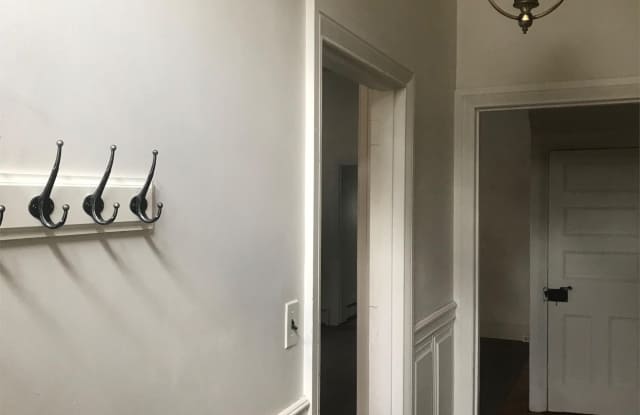 26 N New St photos photos