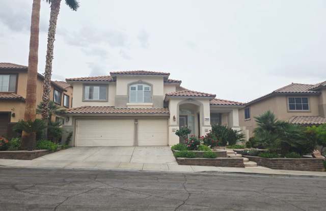 STUNNING 4 BEDROOM WITH MASTER ON 1ST FLOOR IN SEVEN HILLS!!! photos photos