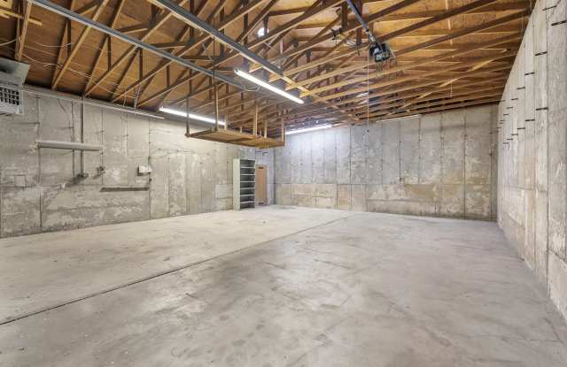 1091 E 225 S - 1 Gallery 3