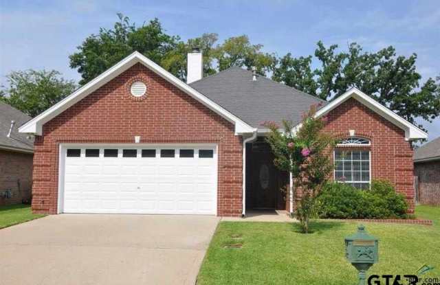 3421 Iberville Dr photos photos