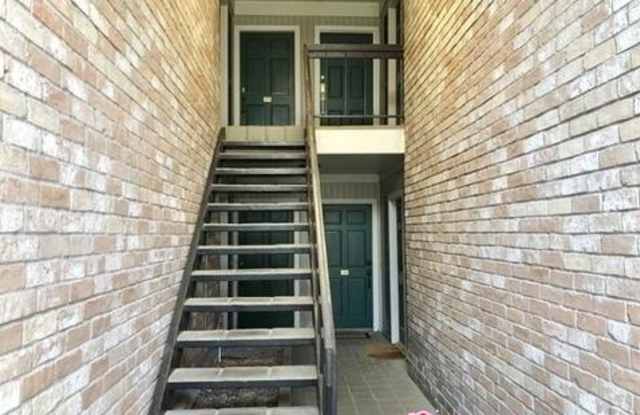 2224 S Piney Point Rd Apt 217 Gallery 2