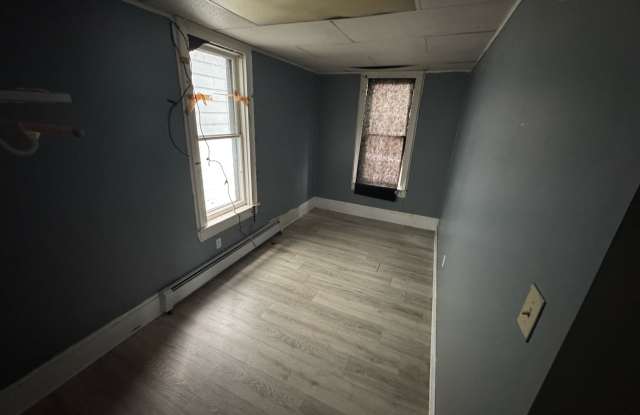 115 East 4th Street - 1 Gallery 4