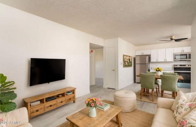 4224 E Canyon Trail Gallery 2