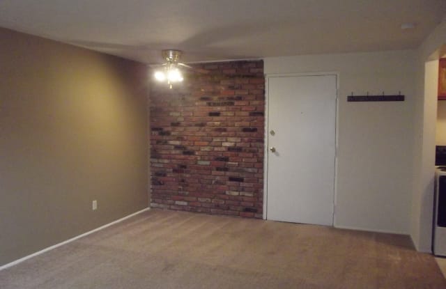 Chagrin Place Apartments photos photos