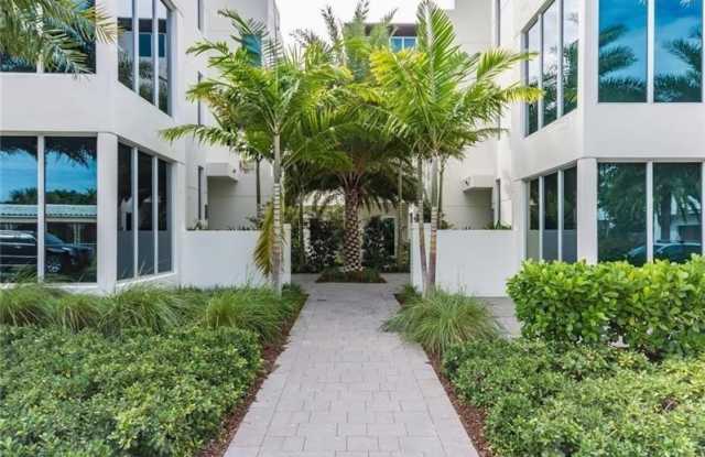 240 Shore Court photos photos